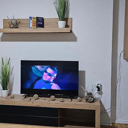 Appartamento Stan Na Dan Kozarska Dubica Bosanska Dubica Esterno foto